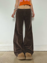 Vintage-Inspired Brown Corduroy Flare Pants with Zipper - Low Rise, Bell Bottoms, Machine Washable, Polyester - Chic & Comfortable for All Seasons voguable