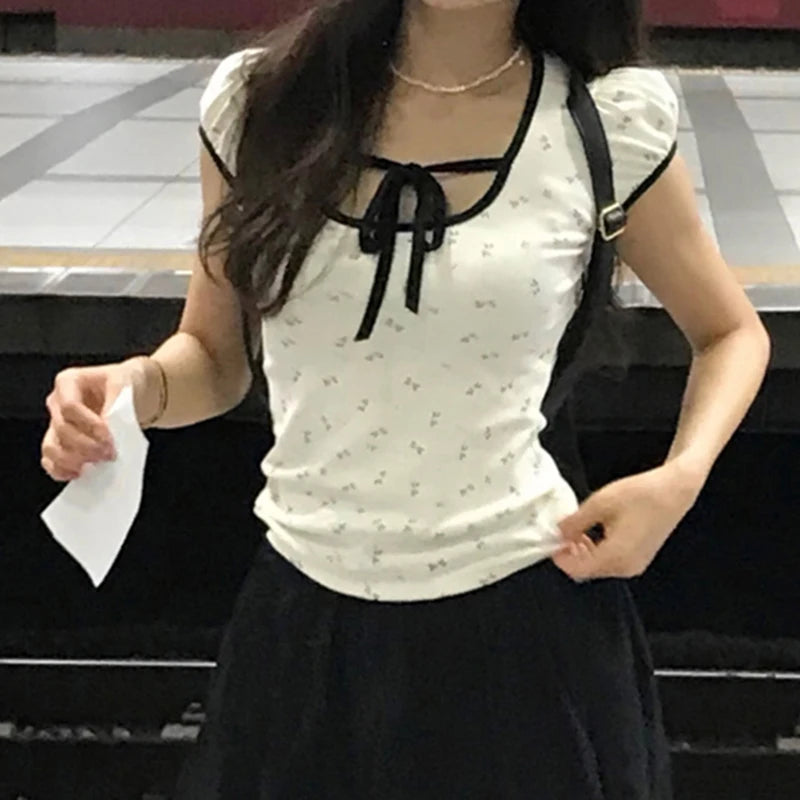 Voguable Y2K Floral Print T-shirt Women's Summer Contrast Color Lace-up Square Collar Short Sleeve Tops French Style Cute Tees voguable