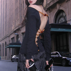 Voguable Streetwear Backless Wooden Beaded Sexy Long-sleeved T-shirt Women 2024 Summer New Off-the-shoulder Solid Color All Match Tops voguable