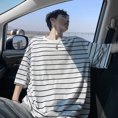 Summer Short Sleeved T-shirt Men Black White Casual T Shirt Men Streetwear Hip-hop Loose Striped T Shirt Mens Top Plus Size 4XL voguable