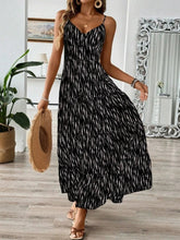 Voguable Women's Western Vacation Style Off-the-shoulder Dress Spring/Summer New Asymmetric Striped Design Maxi Dress voguable
