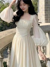 Autumn Vintage 2025 Sweet Beige Square Neck Princess Dress New French Style High Waist Slim Pleated Evening Long Dress Chic New voguable