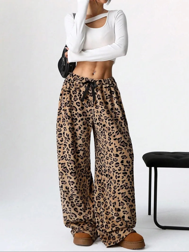2024 Autumn Winter Loose Leopard Print Casual Pants Y2k Fashion Casual Street Style Europe And America New Trend Wide-Leg Pants voguable