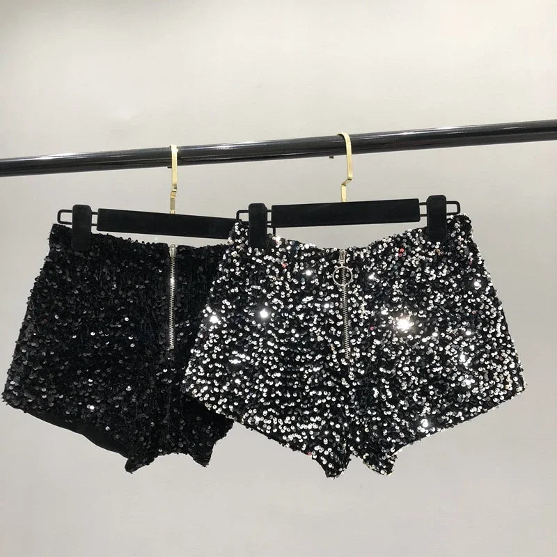 Voguable Whole Body The New Sparkling Sequins Shorts Women Short Zipper Nightclub Woman Slim Fit for Silver and Black Sexy Shorts voguable