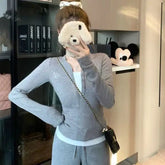 Voguable American Fake Two-piece Contrasting Color Long-sleeved New Autumn Winter Slimming Short Hot Girl Bottoming Top voguable