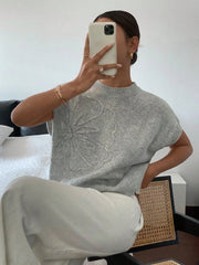 Elegant 3D floral pattern round neck knitted sweater vest for women's clothing voguable