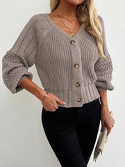 Knitted cardigan with raglan sleeve texture voguable