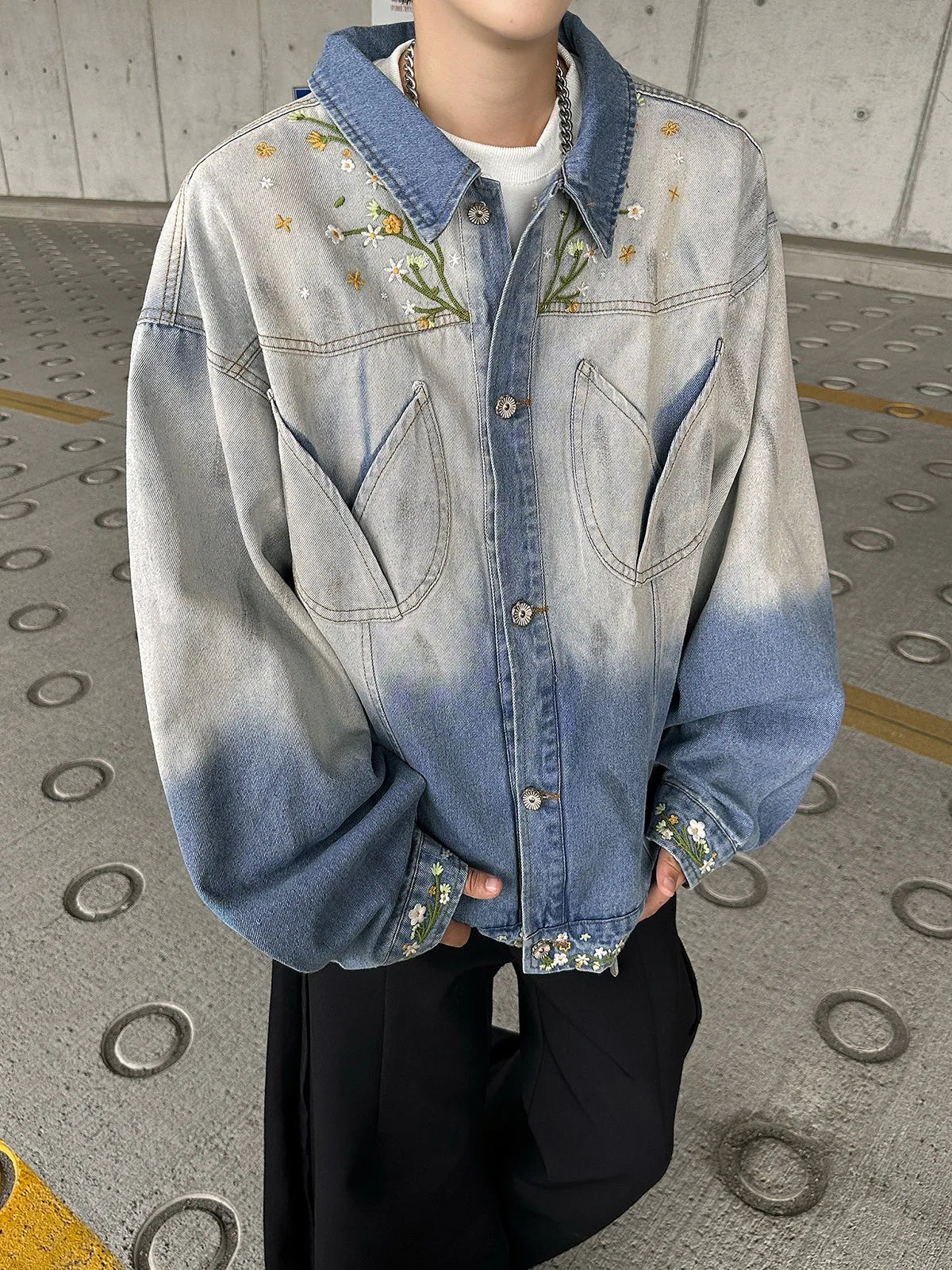 American Gradient Floral Embroidered Denim Jackets Men Women Korean Version Heavy Loose Tops Trendy Design Jackets Aesthetic voguable