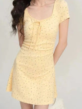 Voguable French Floral Print Strapless Dress Women'sSpring Waist Cinched A- Line SlimmingBelted Long Skirt Knee-Length Dress voguable
