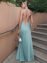 Mozision Spaghetti Strap Backless Sexy Maxi Dress Women Gown Fashion Solid Sleeveless Bodycon Evening Club Long Dress Elegant voguable