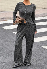 Voguable Spring/Summer New Women's Fashion Retro Spicy Girl Style Striped Slimming cardigan Set Women's Clothing voguable