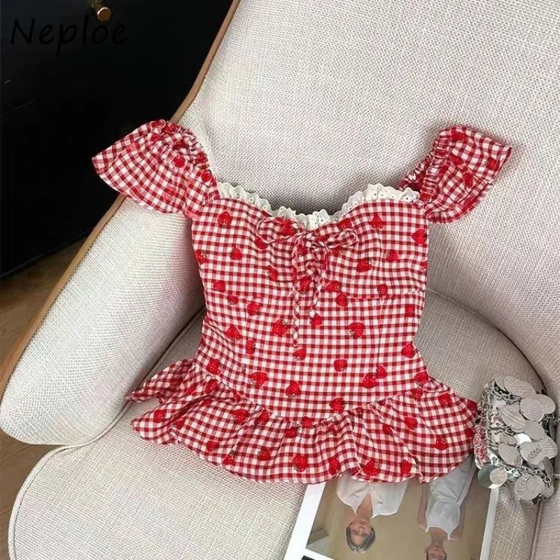 Voguable Gentle Cute Print Strawberry Fresh Ropa Mujer Sweet French Age Reduction Bow Slim Blusas Plaid Short Lace Patchwork Shirt voguable