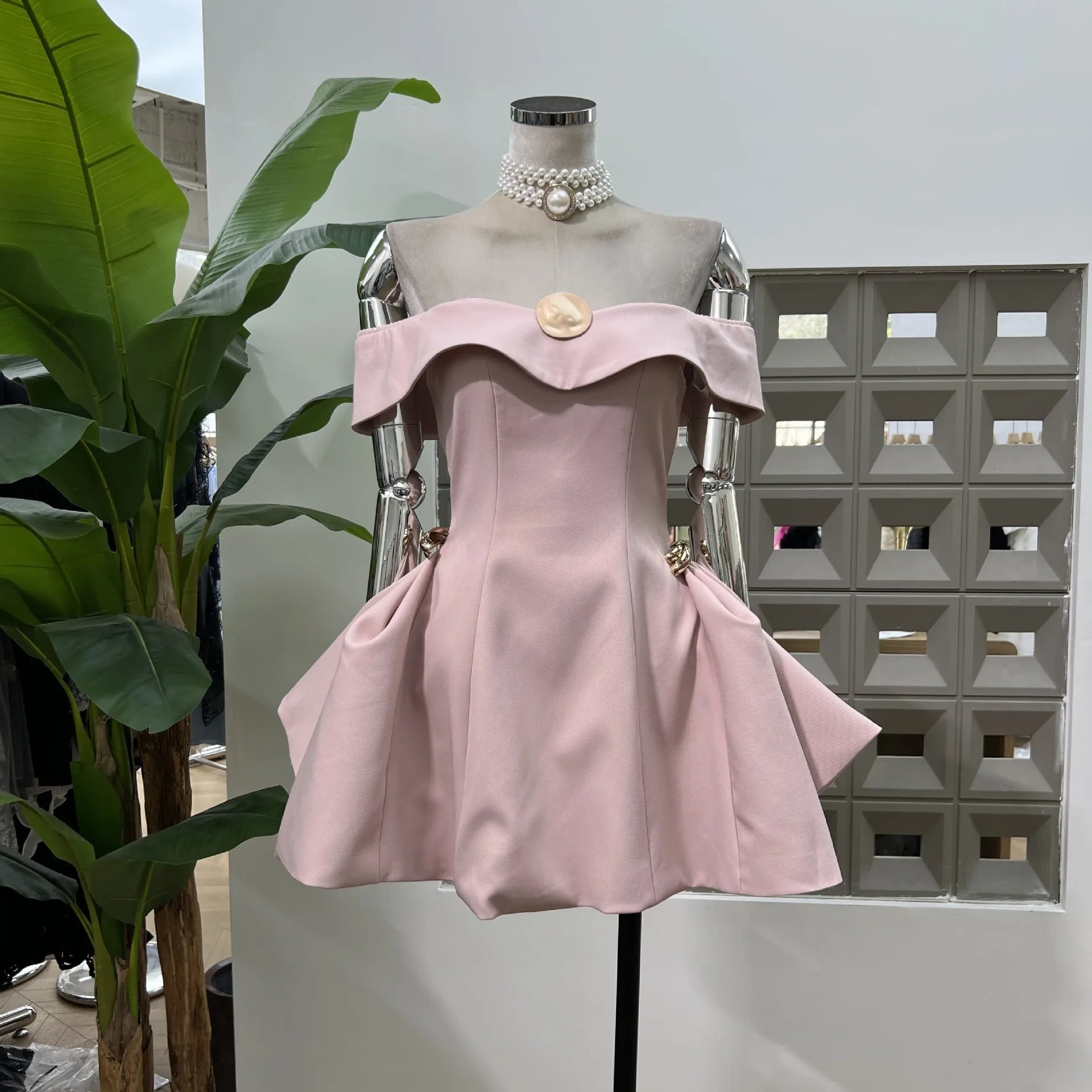 Fashion Pink Off Shoulder Dress Women's Slach Neck Side Metal Buckle A-line Mini Dresses Summer New 3A11001S voguable