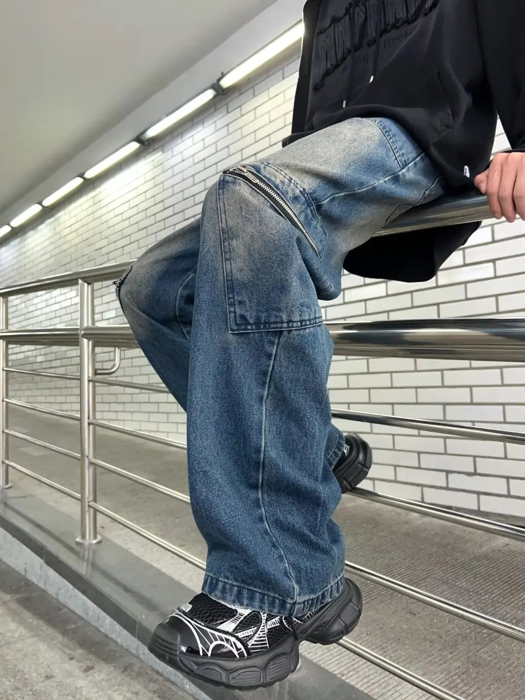 Streetwear Pocket Design Men Jeans Cargo Pants Loose Plus Size Neutral Wide Leg Pants Harajuku Casual Denim Pants Gothic Y2K voguable