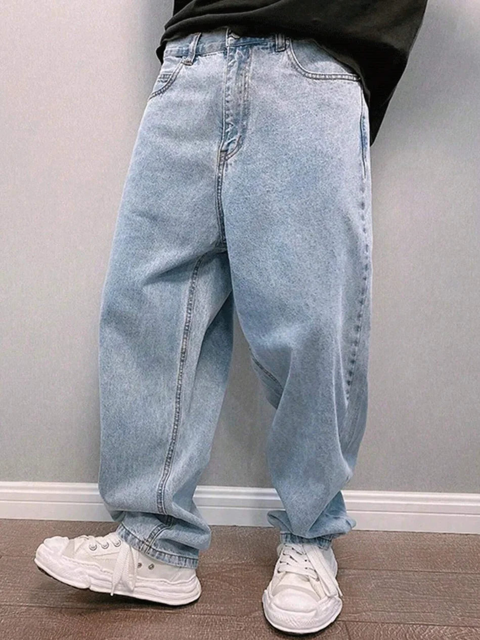 Voguable Men's casual solid-color trendy versatile jeans, straight-leg fit, comfortable fabric, suitable for all seasons. voguable