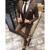 Voguable New Classic Brown Groom Suits For Men Peaked Lapel Groomsmen Tuxedo Mens Wedding Dress Excellent Man Jacket Blazer Business Suit voguable
