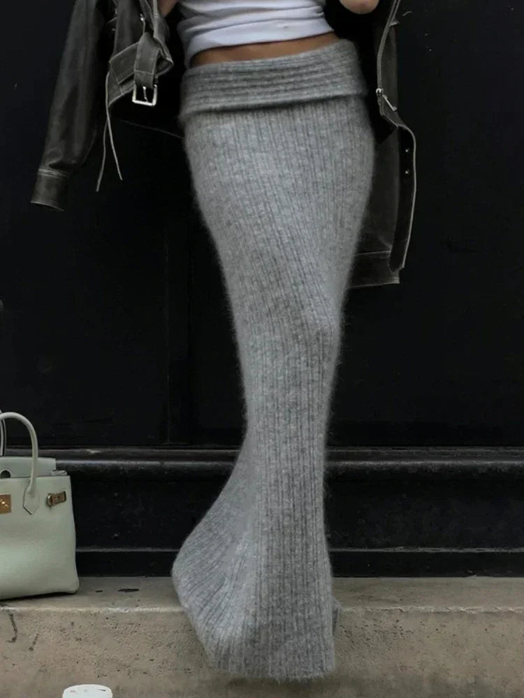 TARUXY Knitted High Waist Long Skirts For Women 2024 Retro Casual Loose Maxi Skirt Women's Autumn Winter Elegant Skirt Female voguable