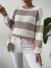 Women's autumn and winter contrasting striped round neck pullover knitted sweater voguable