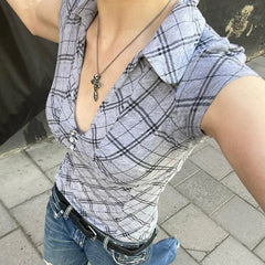 Voguable Vintage V-neck Buttons Casual Striped Short-sleeved T-shirt Women 2024 Summer New Streetwear Sexy Slim All Match Crop Tops voguable