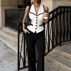 Women's 2025 Summer Vests Chic Sleeveless Contrast Trim Button Front Notched Collar Urban Tops voguable