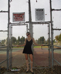 pink knit flower strap black V-neck dress short for women Pbong