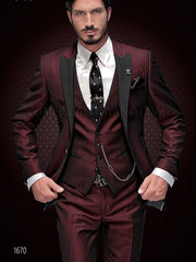 Voguable  2022 New Arrival Peak Black Lapel Groom Tuxedos Burgundy Men Suits Wedding 3 Pieces(Jacket+Pant+Vest+Tie)traje de novio par voguable