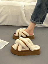 Slippers Casual Shoes Flock Platform Med Slipers Women Fur Flip Flops Slides Luxury Flat Plush PU Rubber Basic Fur Shoes Wo voguable