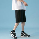 Summer 4 Color Pleated Shorts Men Fashion Casual Breathable Ice Silk Shorts Men Loose Straight Beach Shorts Men Five-point Pants voguable
