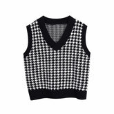 KPYTOMOA Women 2021 Fashion Oversized Houndstooth Knitted Vest Sweater Vintage Sleeveless Side Vents Female Waistcoat Chic Tops voguable