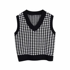 KPYTOMOA Women 2021 Fashion Oversized Houndstooth Knitted Vest Sweater Vintage Sleeveless Side Vents Female Waistcoat Chic Tops voguable