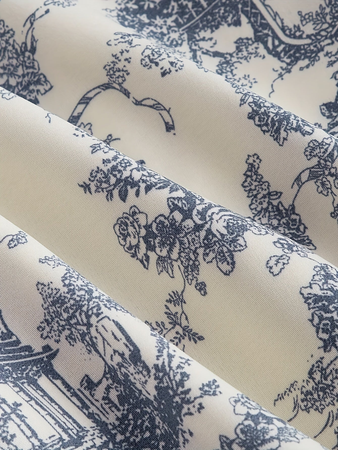 Print Women's Vintage Blue Floral Porcelain Dress - Halter Neck, Backless, A-Line, Long Dress with Ruffled Detail - Perfect for Spring/Summer/Fall Events, Casual & Semi-Sheer Polyester, Machine Washable voguable