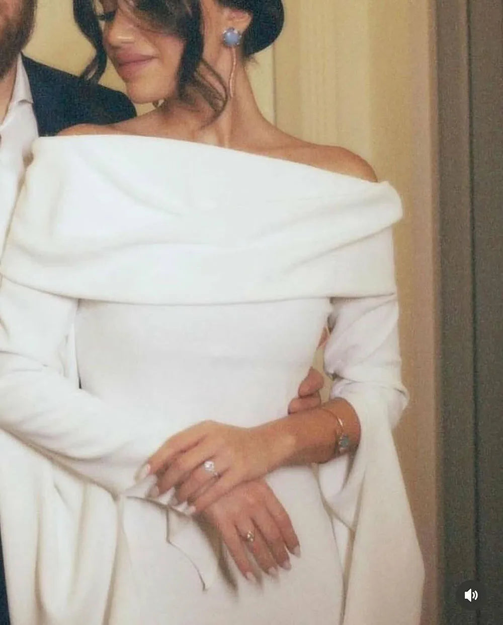 Customized Off Shoulder Long Sleeve Mermaid Wedding Dresses Engagement Dress Draped Sleeve Elegant Slit Bridal Dress voguable
