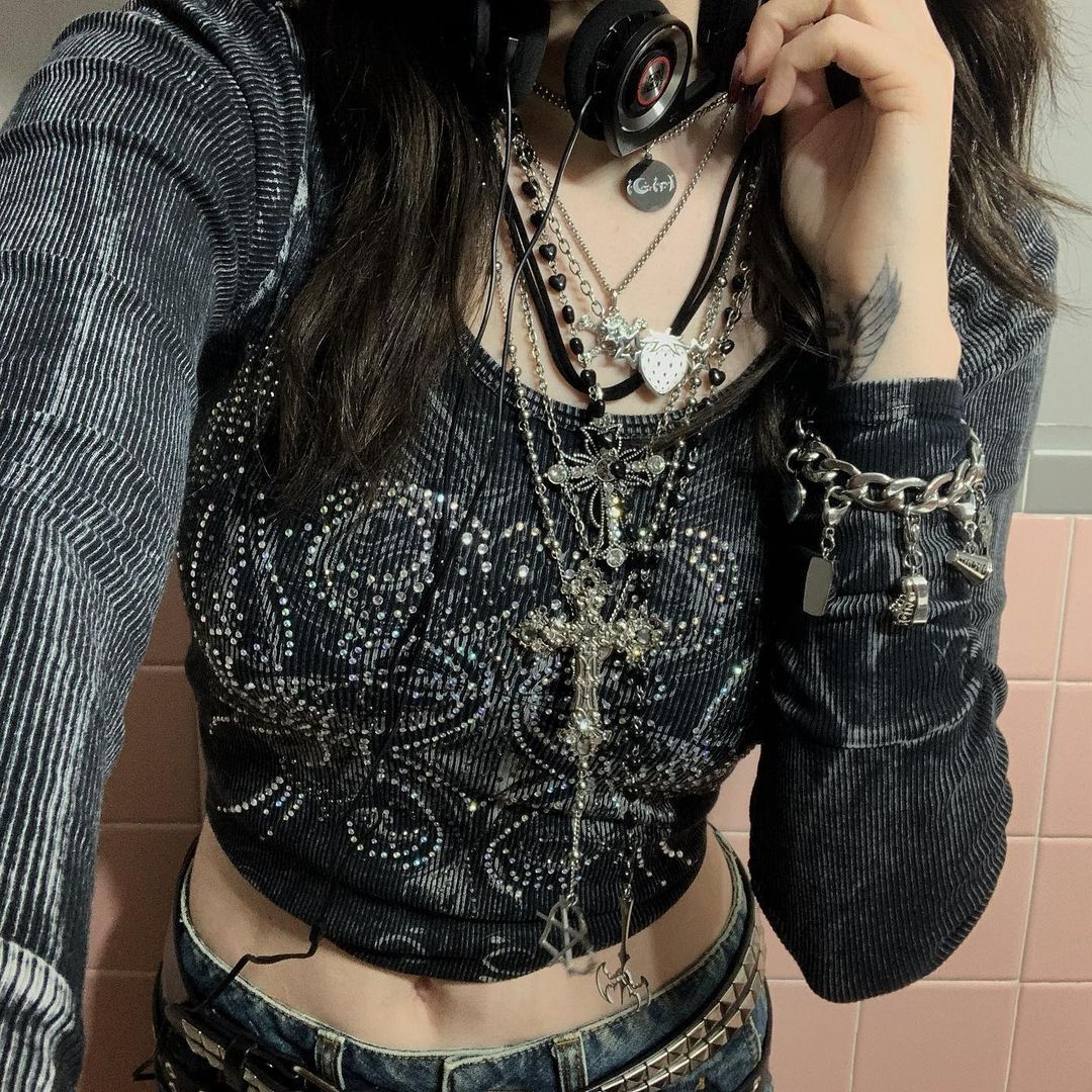 Voguable grunge outfits New Hot Rhinestone Long-Sleeved T-shirt Women's Cropped Top T-shirt Women's Long-Sleeved Autumn voguable