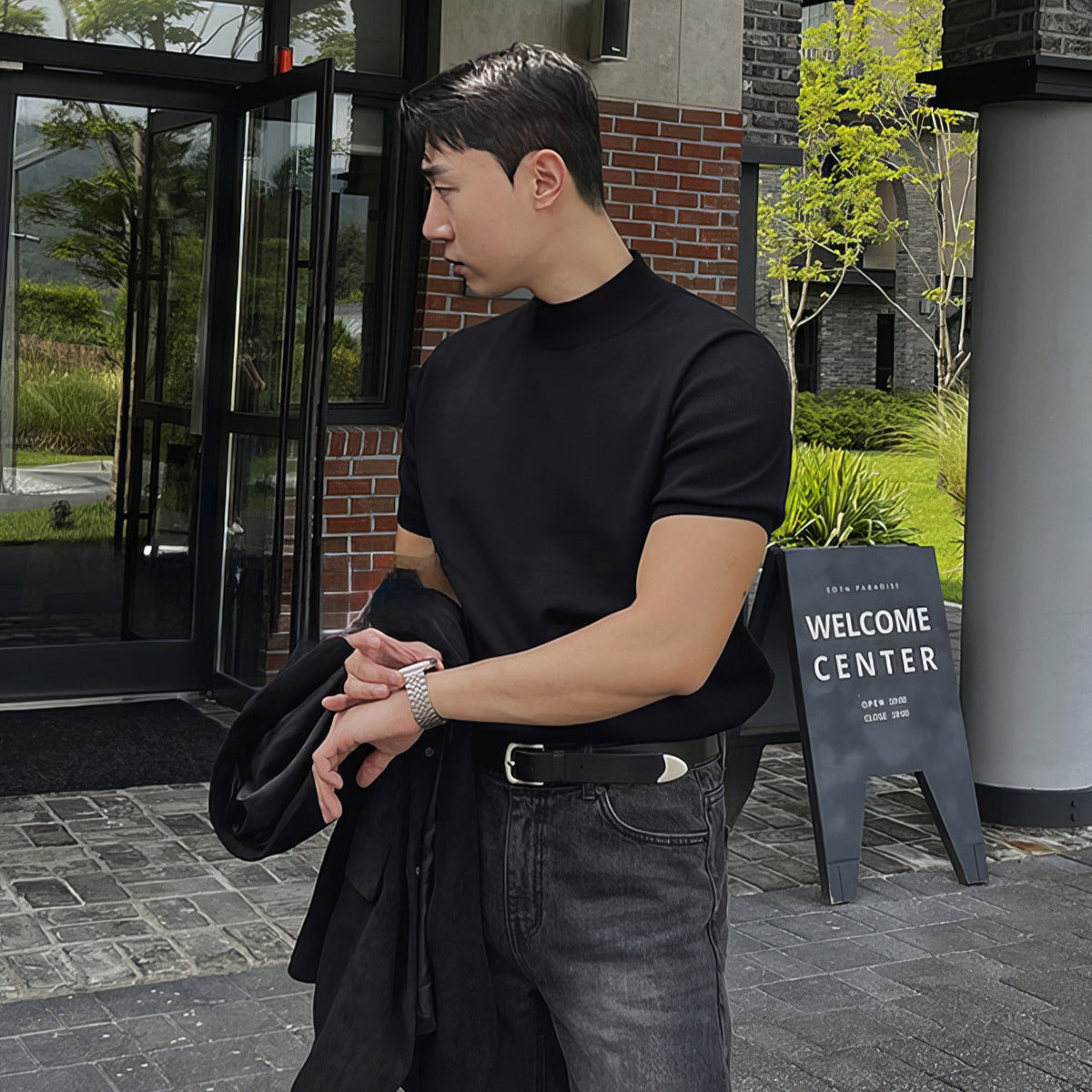 Voguable black men fashion urban Black Half Turtleneck Pullover Knitted T-shirt Men's American-Style Men's Short-Sleeved Sweater Trendy Slim Bottoming Half-Sleeved Shirt voguable