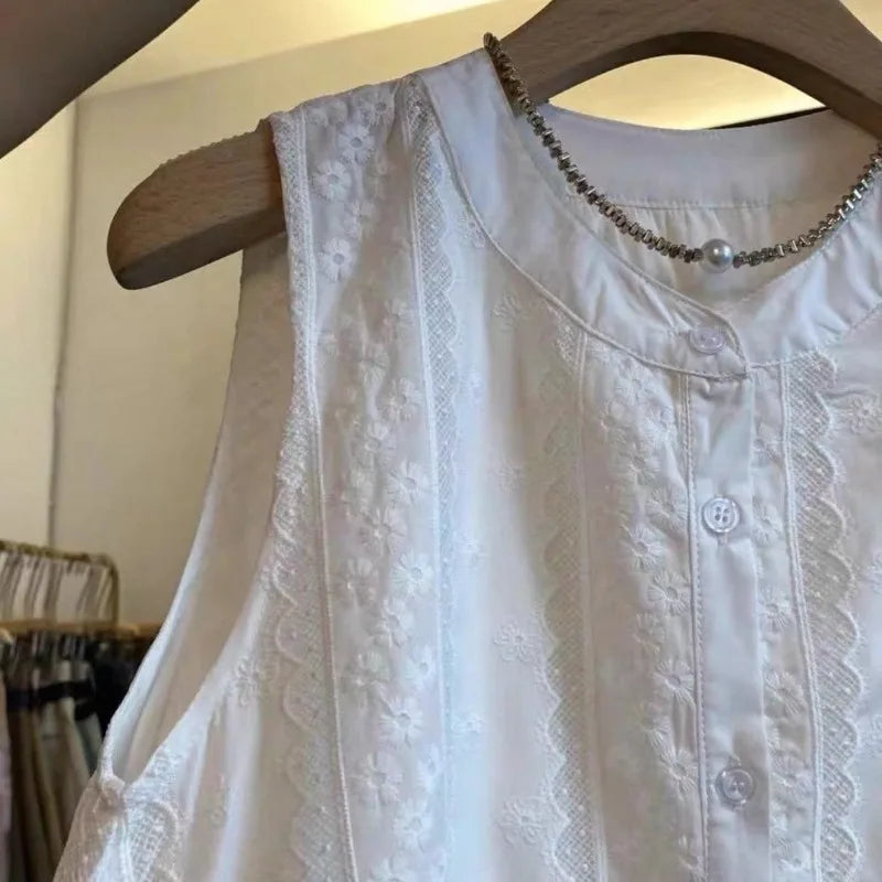 Woman O-Neck Sleeveless Tops Lace Patchwork Embroidery White Button Cardigan Elegant Casual Commuting with Lining Solid T-Shirts voguable