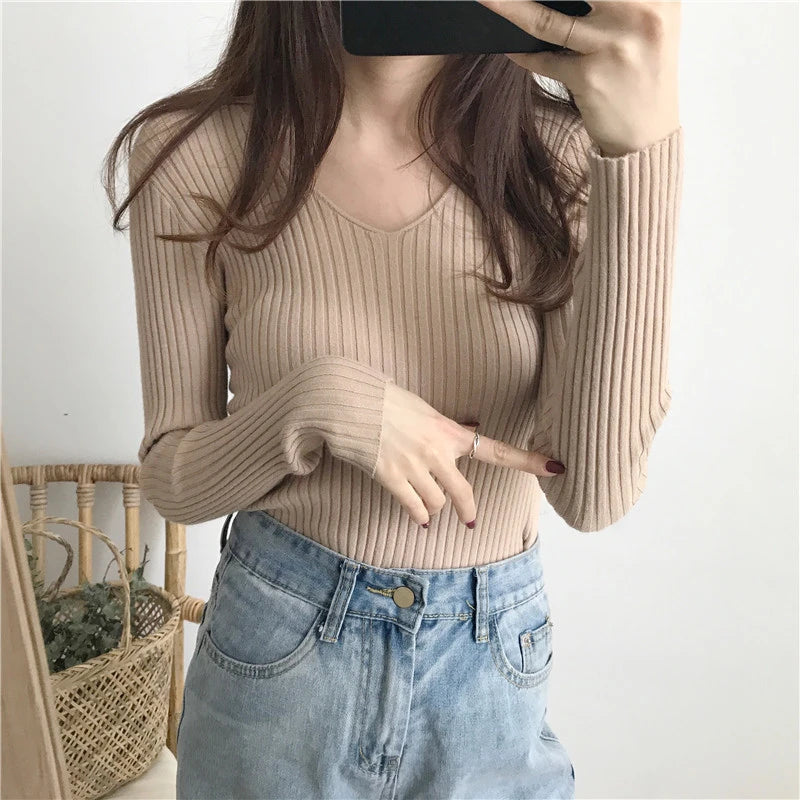 Rib-knit Long Sleeve Top for Women Soft Stretchy V-neck Fitted Knit Top Sweater Pullover Ladies Autumn Winter Layering Outfit voguable
