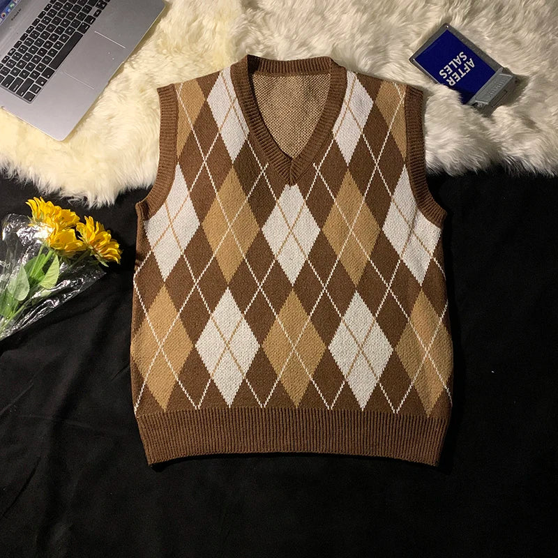 2025 Spring Autumn Diamond Grid Candle Knitted Vest Men Women Loose Pullover Retro Outer Sleeveless Sweater Vest Aesthetic voguable
