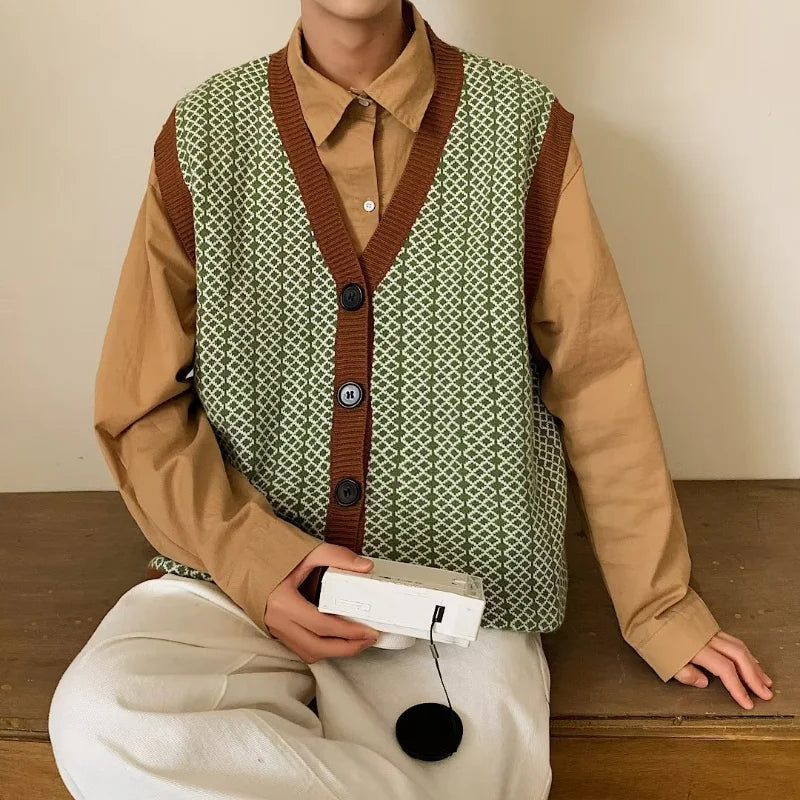 Sweater Vest Men Retro Handsome Knitwear High Street Fashion Clothing Harajuku All-match Autumn Cool Teens V-neck Kpop Japanese voguable