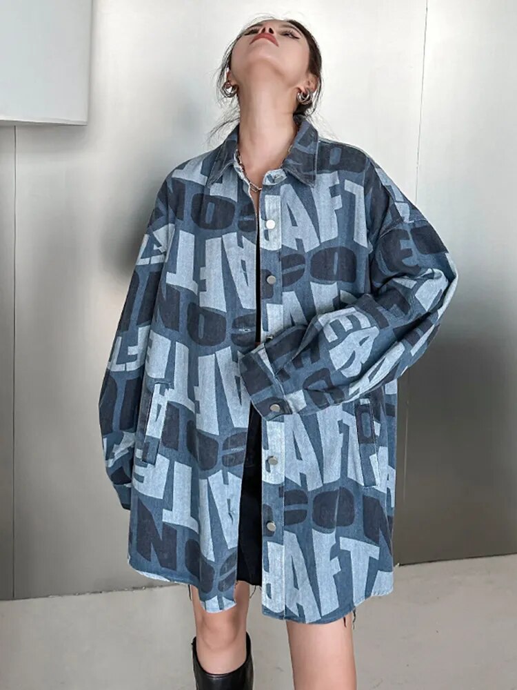 Loose Fit Blue Letter Printed Denim Big Size Jacket New Lapel Long Sleeve Women Coat Fashion Spring Autumn voguable
