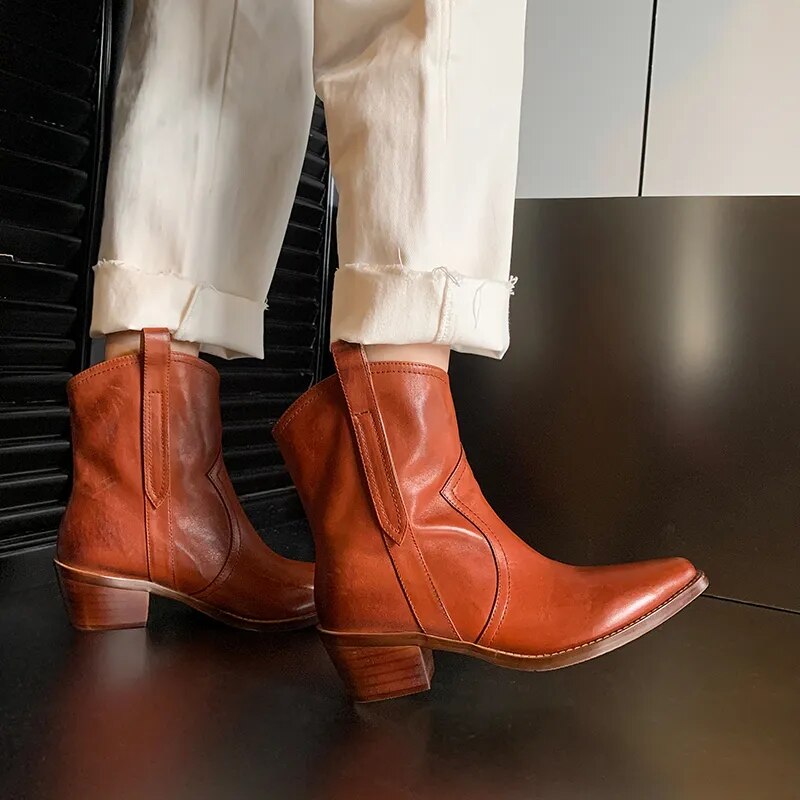 New Winter Chelsea Boots for Woman Genuine Leather Pointy Toe Wedge Heel Ankle Boots Simple Comfortable Cowboy Boots Female voguable