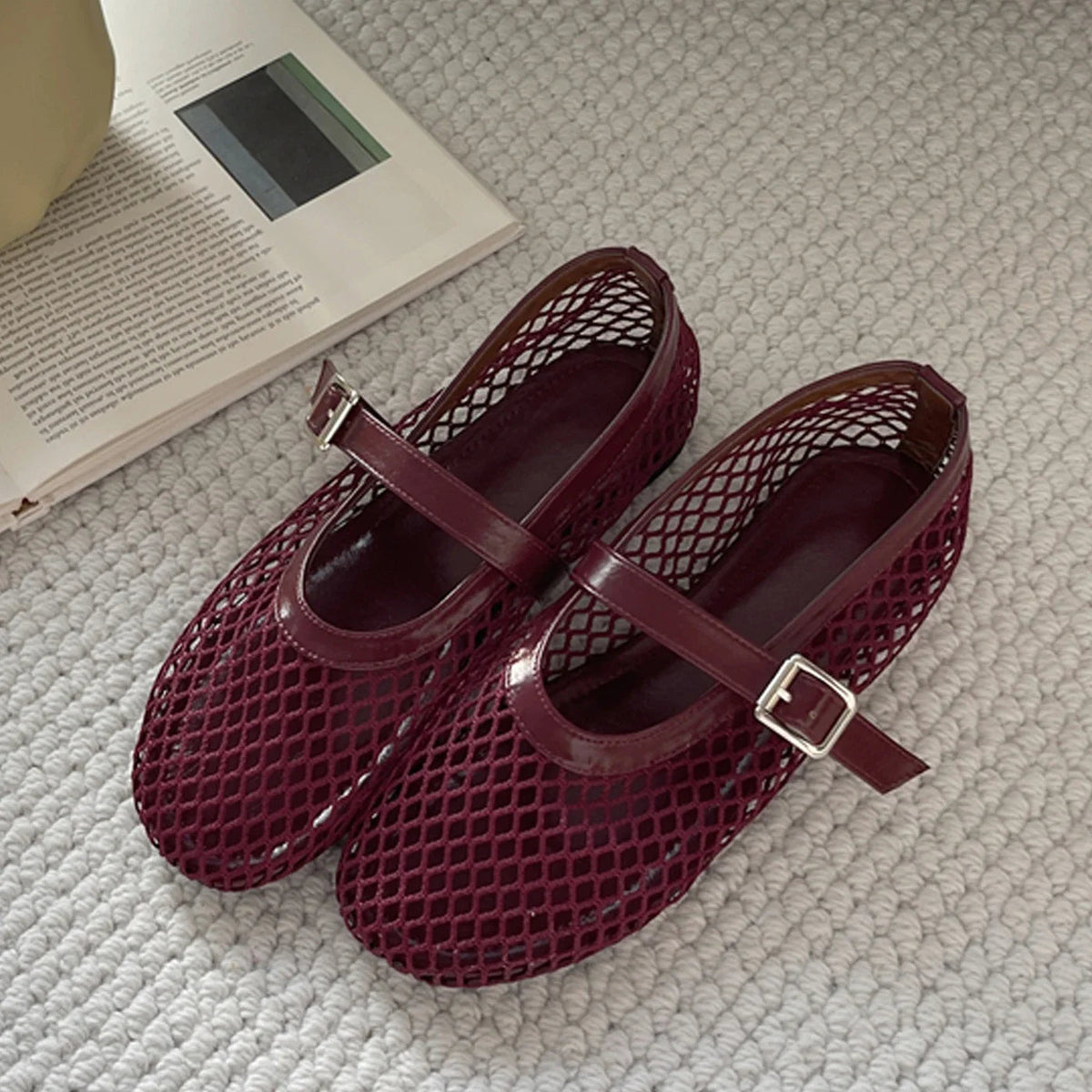 Voguable  Summer Designer Cosy Mesh Heels Women Flat Shoes Fashion Round Toe Buckle Strap Casual Outdoor Dress Sandals voguable