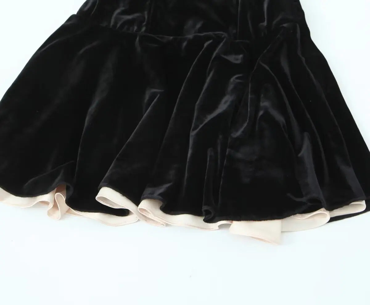 Voguable Black Strapless Christmas Dress Sexy A Line Vintage Velvet Party Mini Dresses Elegant Women Dresses voguable