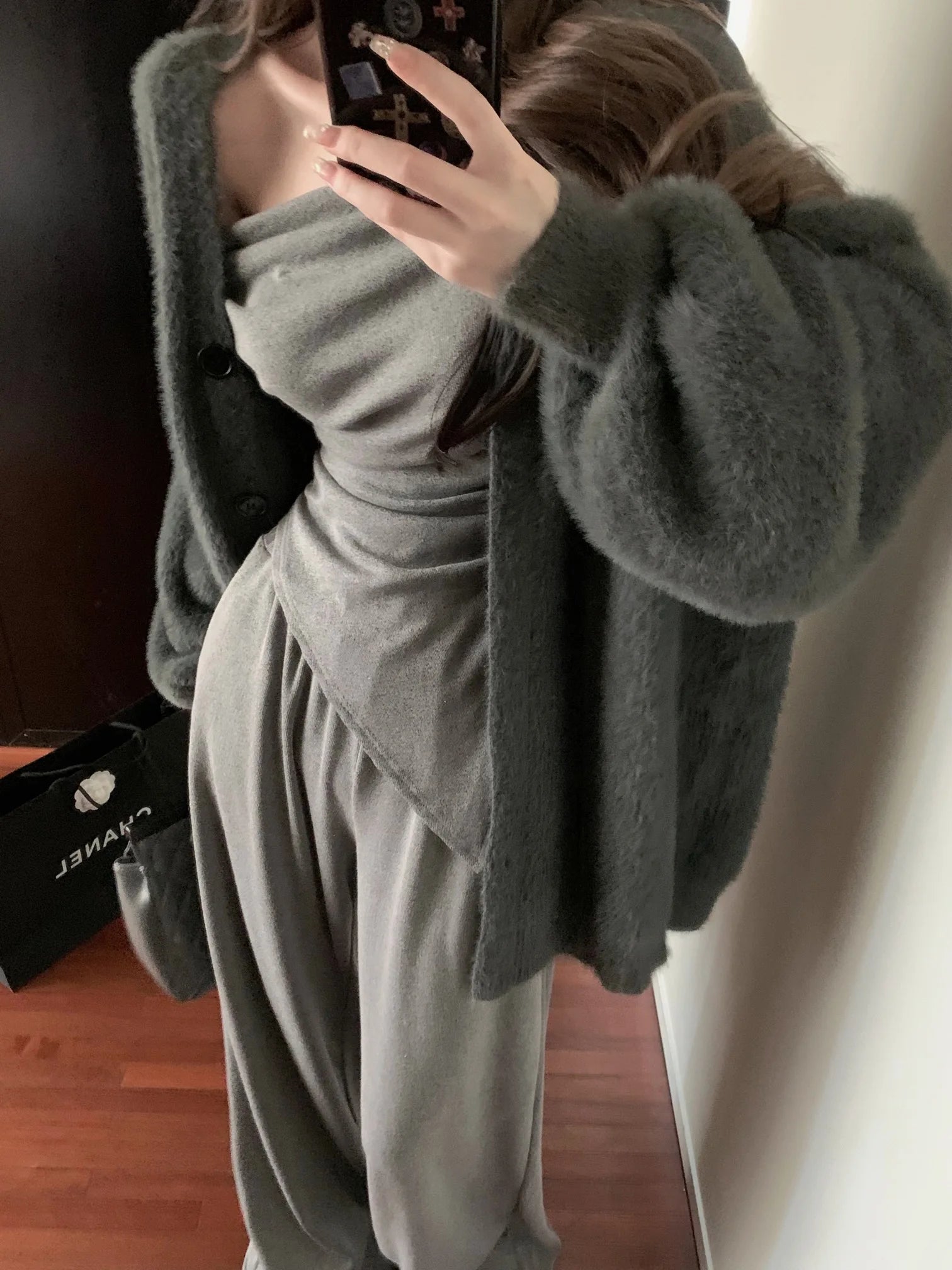 Voguable  Autumn New Streetwear Sexy Backless Irregular Long-sleeved T-shirt Women + Loose Casual Wide-leg Pants Two-piece Suit voguable