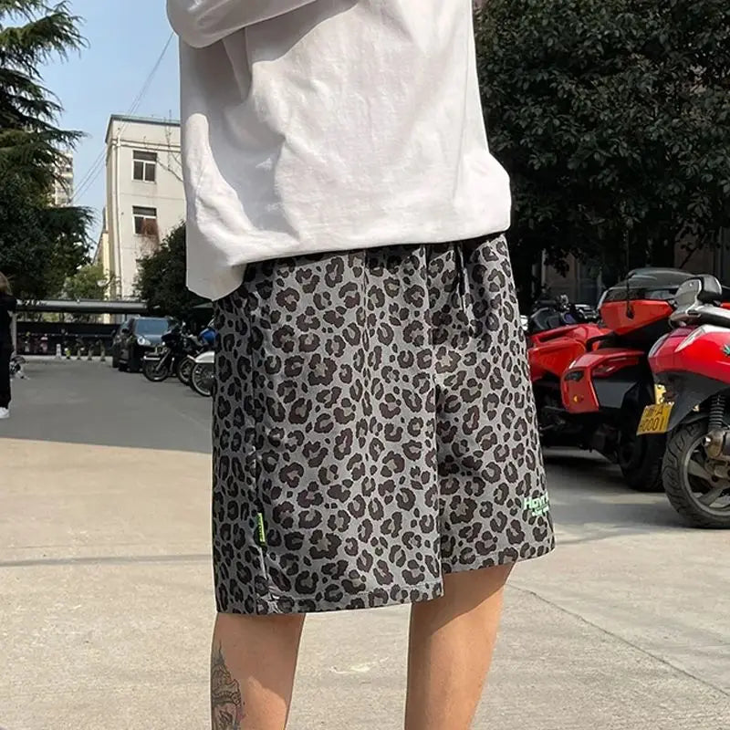 Voguable  Japanese Trendy Leopard Print Shorts Men Women Korean Style Summer Streetwear Unisex Outer Wear Loose Straight Kpop Beach Pants voguable