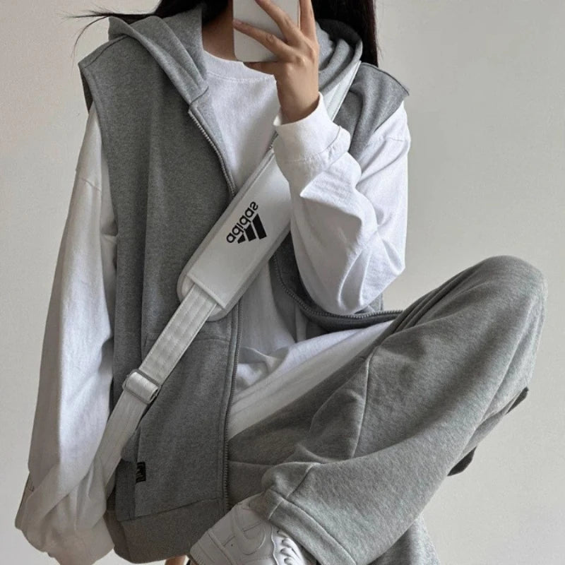 American Retro Sleeveless Hooded Zippered Cardigan Jacket for Women's Autumn Winter Hoodies Camisole Top Vest Jacket voguable