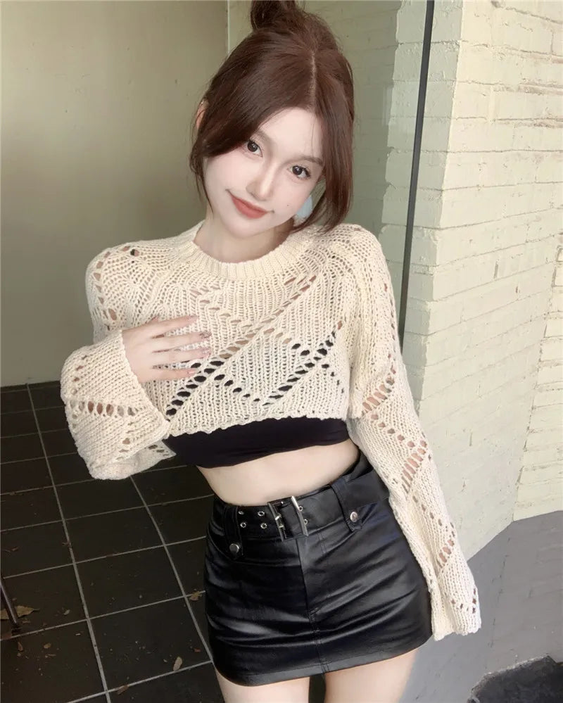 Voguable 2024 Summer New Korean Hollow Sexy Backless Lace-up Solid Color Long-sleeved Sweater Women + Basic Camisole Two-piece Suit voguable