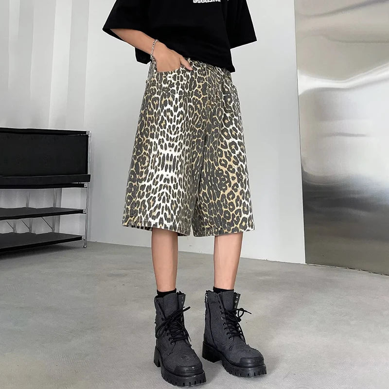 Voguable  Leopard Print Design Personality Trendy Seven-point Pants 2024 Korean Original New Men Fashion Street Men's Shorts voguable