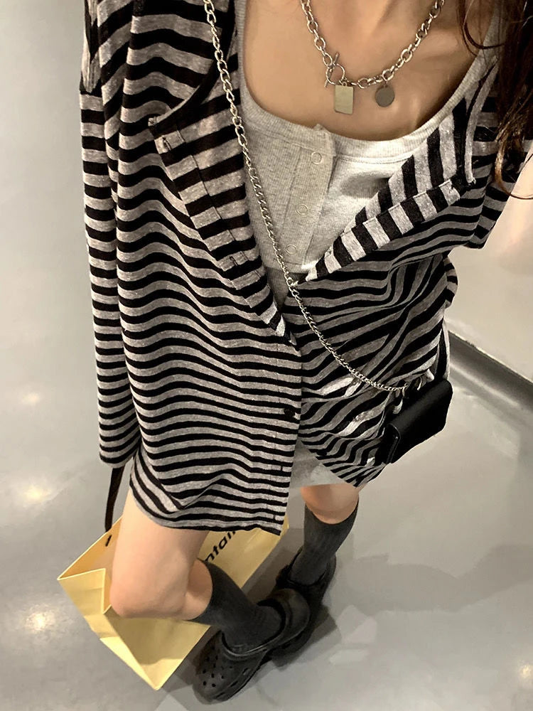 Voguable  Harajuku Y2k Top Black Gray Striped Cardigan 2022 Autumn Loose Casual Long-Sleeved Top Woman Clothes Grunge Korean Fashion voguable