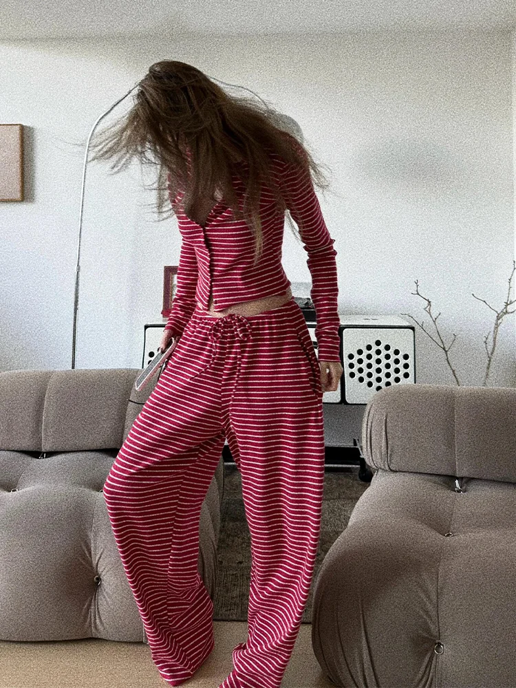 Women's Long-Sleeved Pajamas Two-Piece Set Fashion Leopard Print Round Collar Button Cardigan Set Slim Casual Long-sleeved Suit voguable