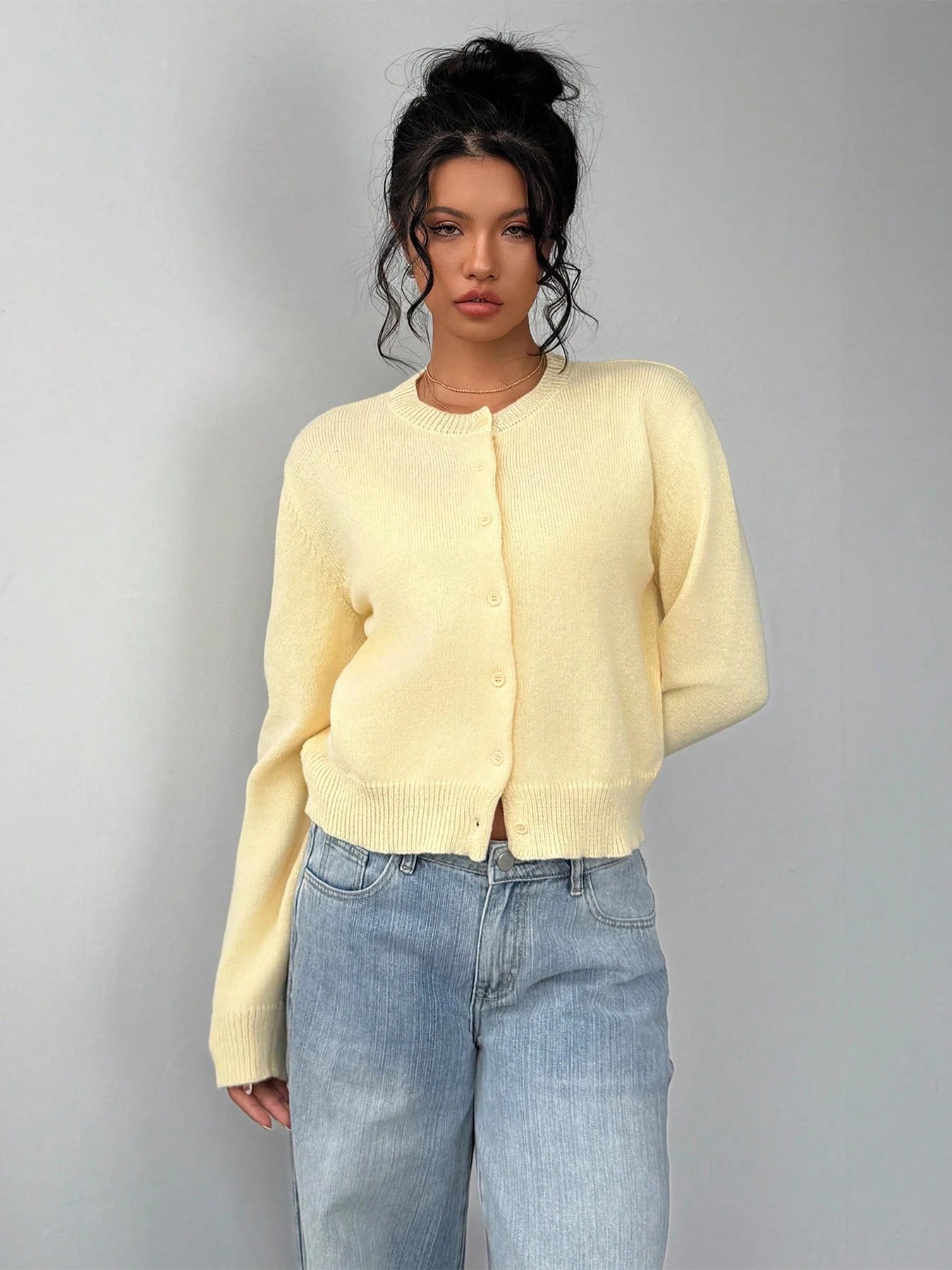 Autumn and winter new simple plain color long sleeved cardigan knitted sweater voguable